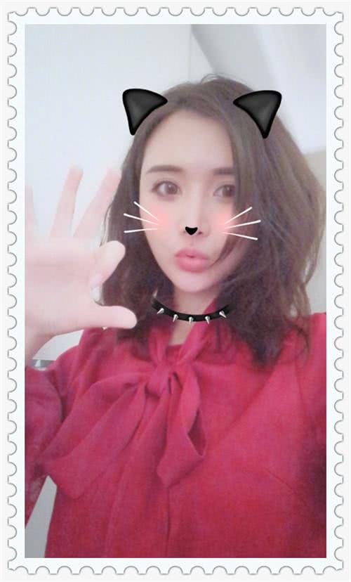 陈一发微博晒晚饭,网友调侃:年入千万有啥用,发