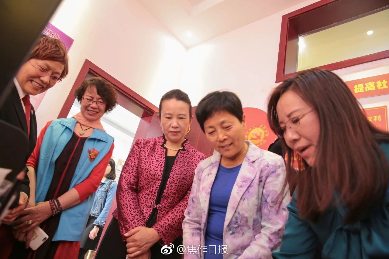 调研授课两不误!省妇联权益部部长为焦作基层
