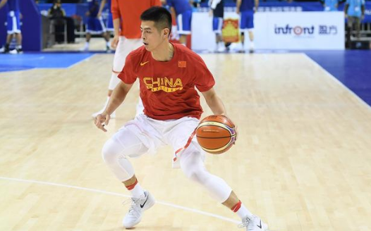 中国男篮世预赛大名单确定 两大王牌缺席能否