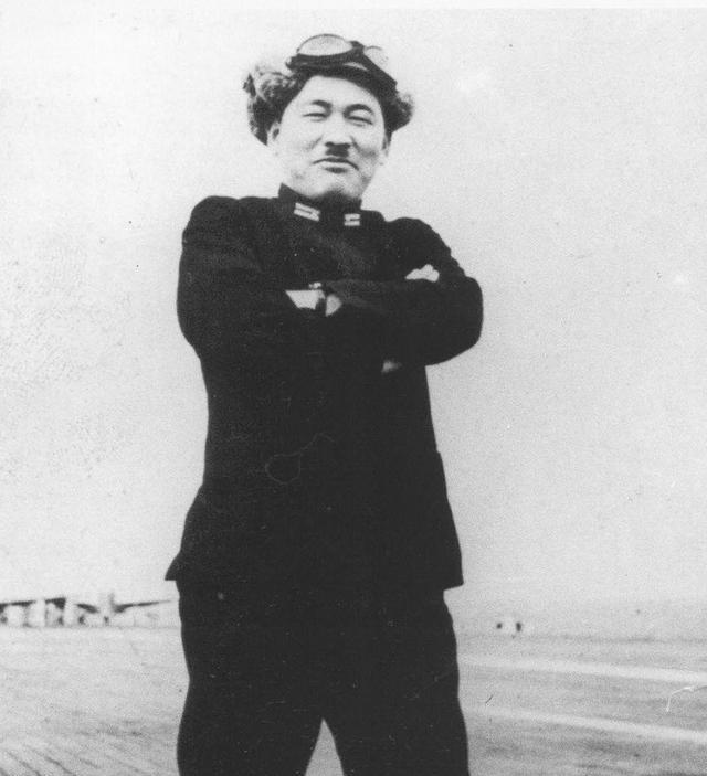 一个战死一个信仰上帝:珍珠港之战两大日本王