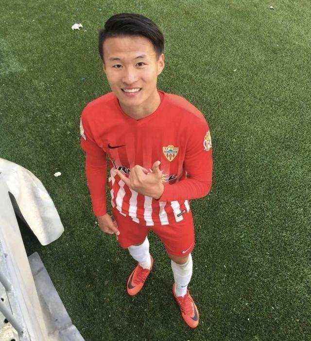 央视传来国足喜讯!21岁小将创中国足球历史,未