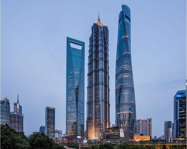上海又一标志性建筑，高达632米，投资148亿，打破中国纪录