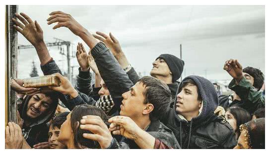 拒绝接受难民就是不人道?看看现在的德国,就知