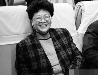女贪官私生活实录，大力提拔司机，不分时间地点想来就来