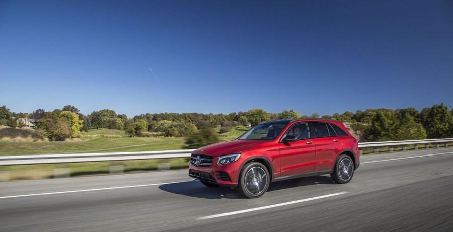 ​通过奔驰GLC安全评级, 买车时选择LED大灯要比卤素灯安全