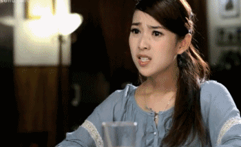 爆笑gif趣图:愚人节快到了,小姐,请你尊重一下我的工作!