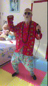 大爷这舞蹈跳的真不赖啊