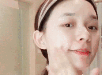 粉刺,闭口,黑头此起彼伏怎么办?是时候了解一下清洁面膜啦