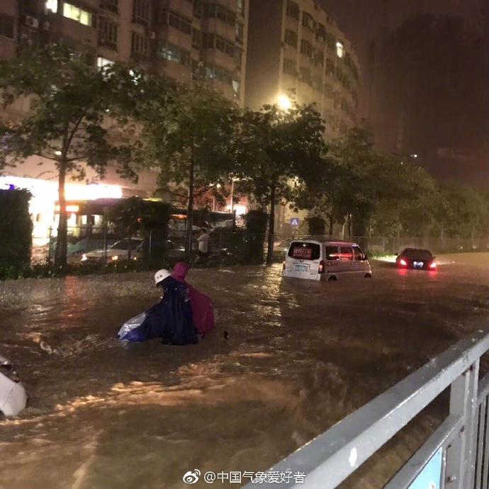 台风胚胎凶猛!深圳特大暴雨打破历史记录