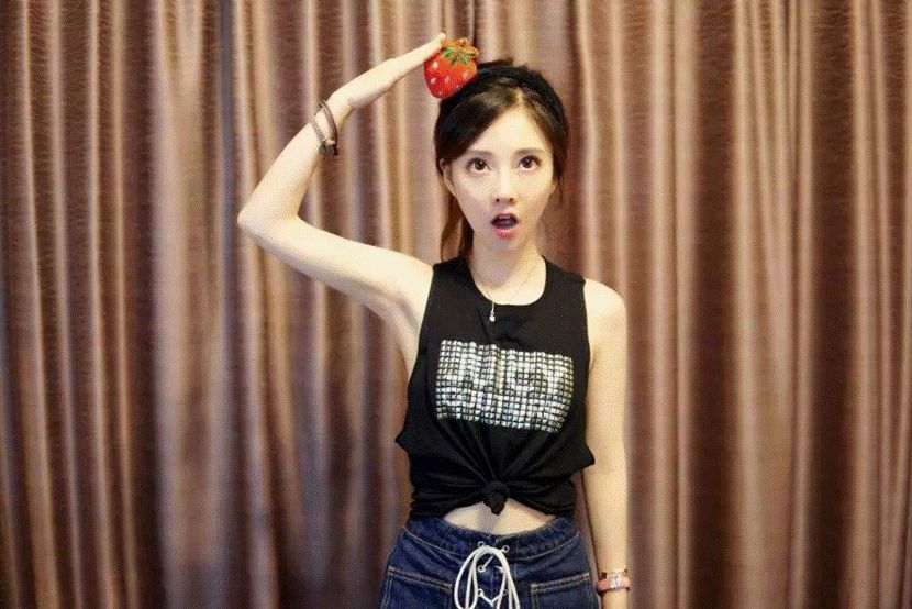 一汽奔腾SENIA R9还未上市,却率先引爆SUV市