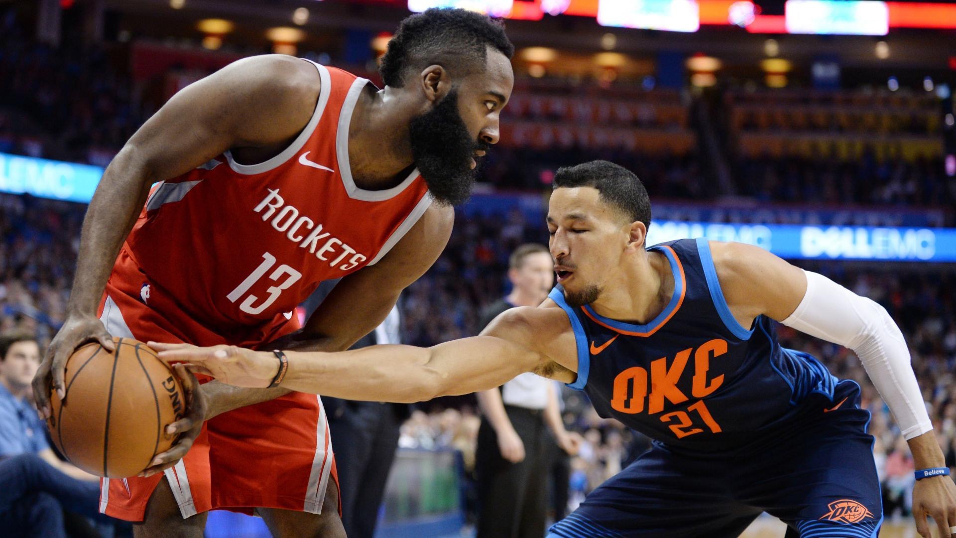 雷霆太阳交锋引爆西部对决新高潮 球星碰撞战术博弈点燃赛季最激烈对抗序幕