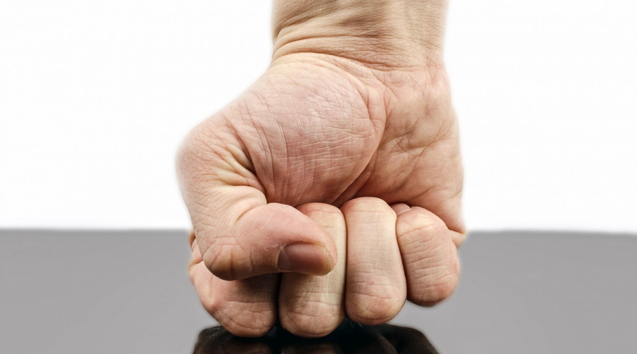 心理学:男人致命的五种性格缺陷,看看你有吗?