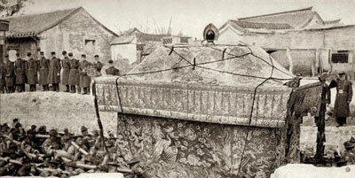 慈禧墓中最值钱的珍宝被孙殿英随意丢弃，现在专家说:价值上百亿