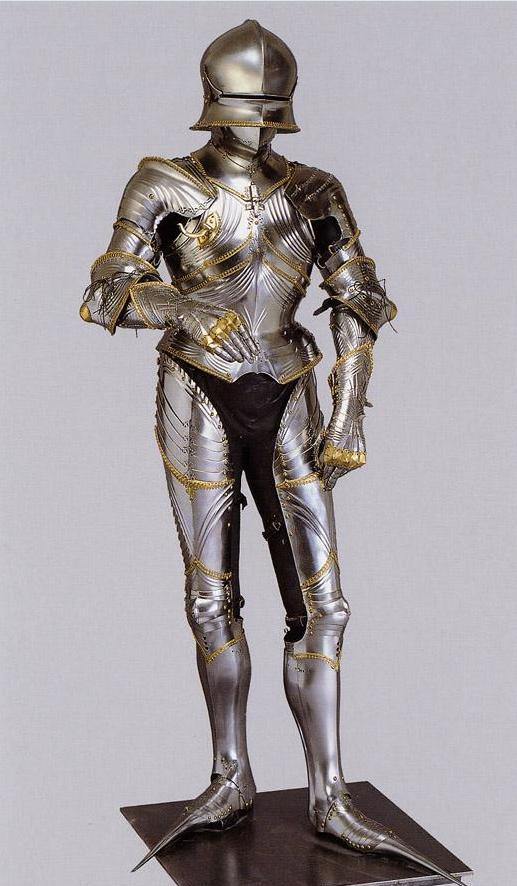 欧洲板甲有多重?真要靠吊车上马吗?