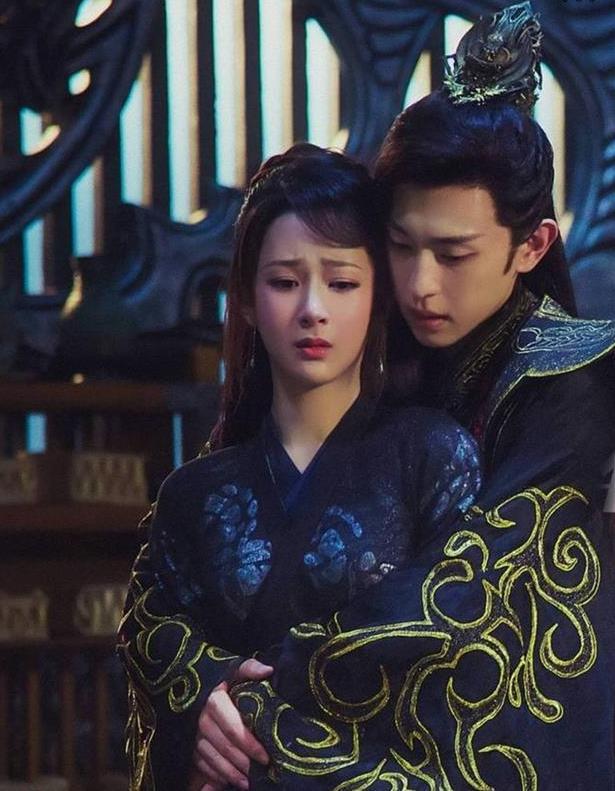 香蜜:邓伦魔尊造型帅爆了!魔界灵修提上日程!