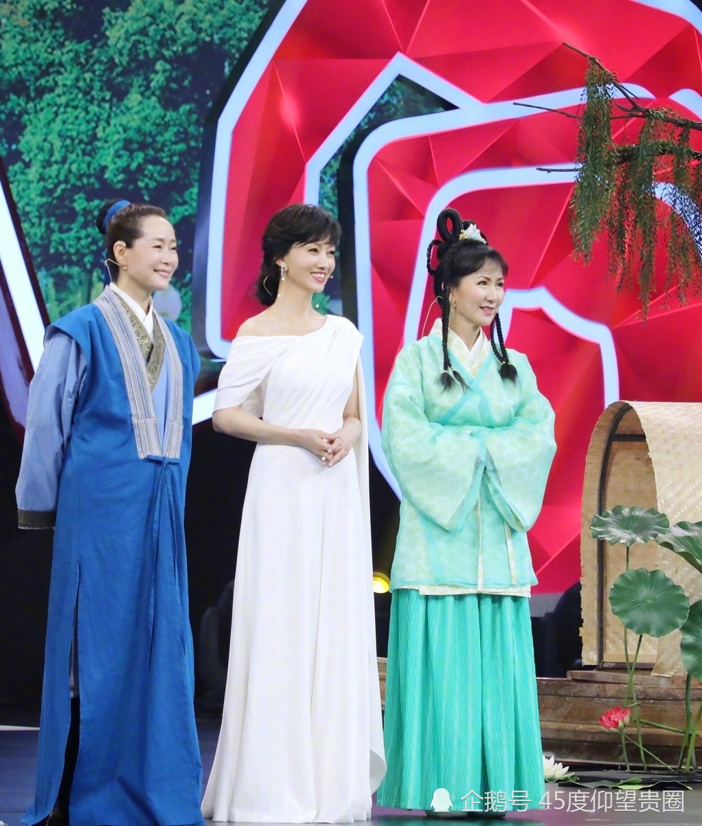 赵雅芝,叶童,陈美琪聚首《王牌对王牌》重演《新白