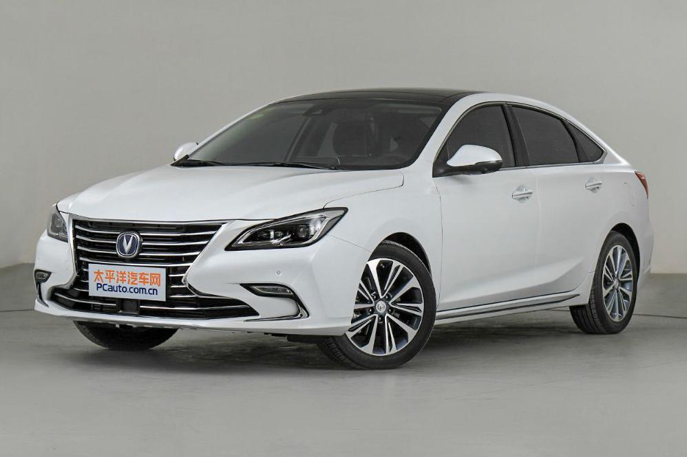 15万就能买到高配置的中级车！这些国产车一点也不输合资车