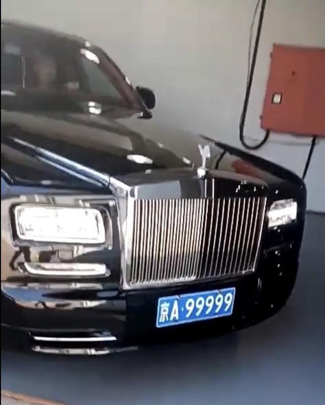 街拍劳斯莱斯幻影,车牌照京a99999,绝对是全北京最霸气的