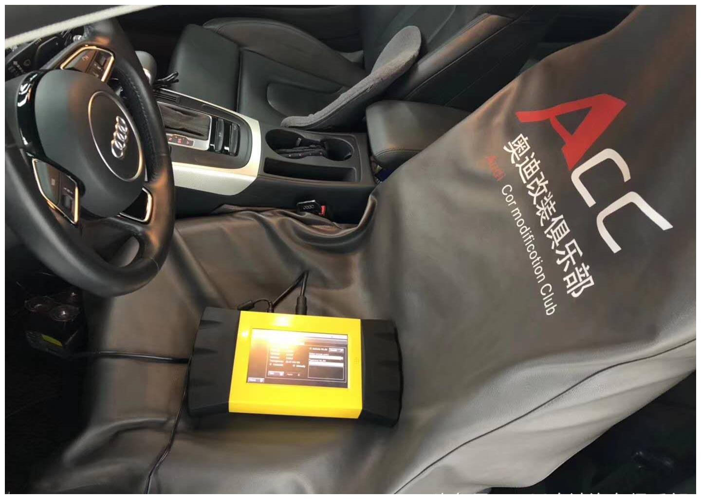 奥迪双门a5、o型电动刷ECU