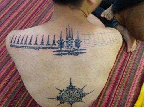 感到疼痛不已,去医院检查之后,真相让他气愤!