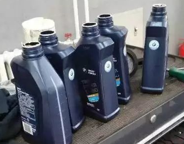 4s店保养可以自带机油吗