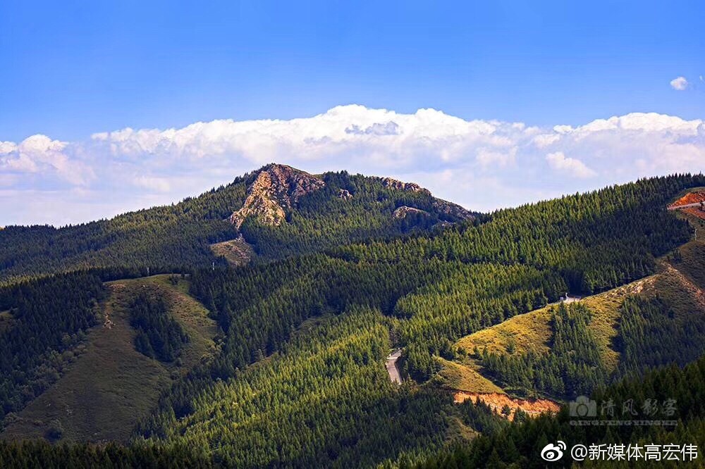 国家aaaa级旅游景区苏木山是内蒙古最大的人工林场