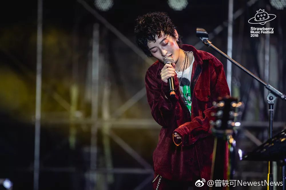 初代锦鲤”曾轶可出新专辑,过了九年我们才懂高晓松 初代锦鲤”曾轶可出新专辑,过了九年我们才懂高晓松