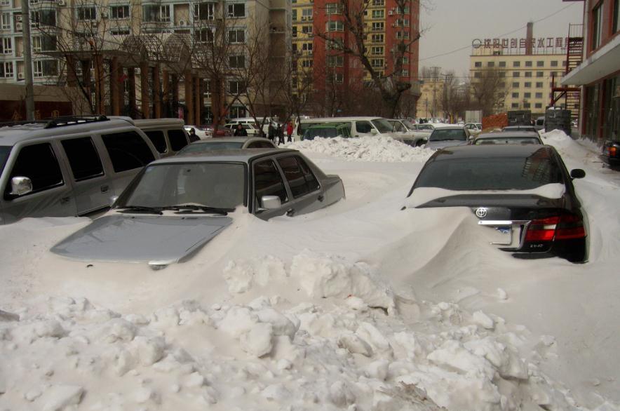 2008年春节大雪灾, 导致半个中国交通瘫痪, 还有多少人记得?