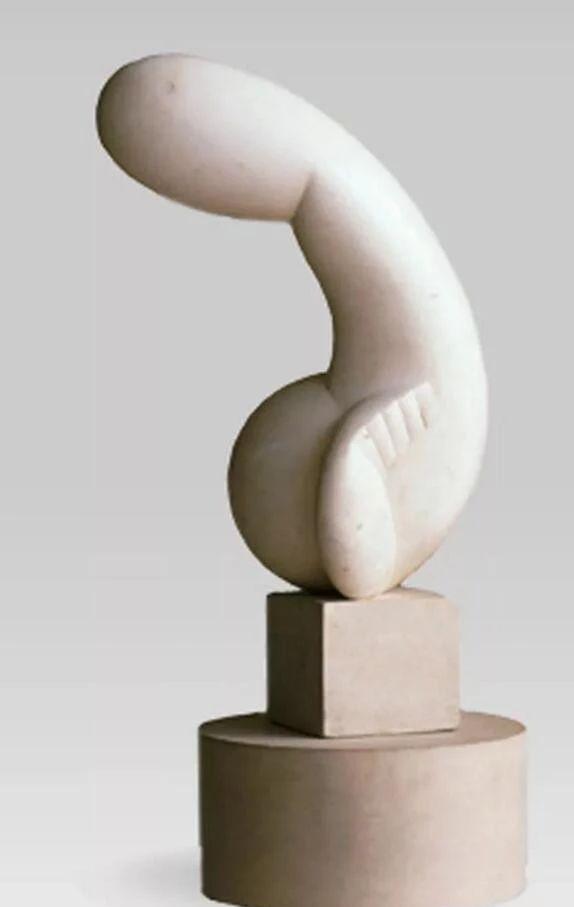现代雕塑先驱布朗库西对"缪斯女神"的极致追求