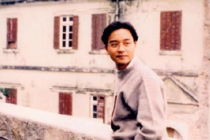 张国荣爱上一个男人，我们凭什么说三道四，根本就不配