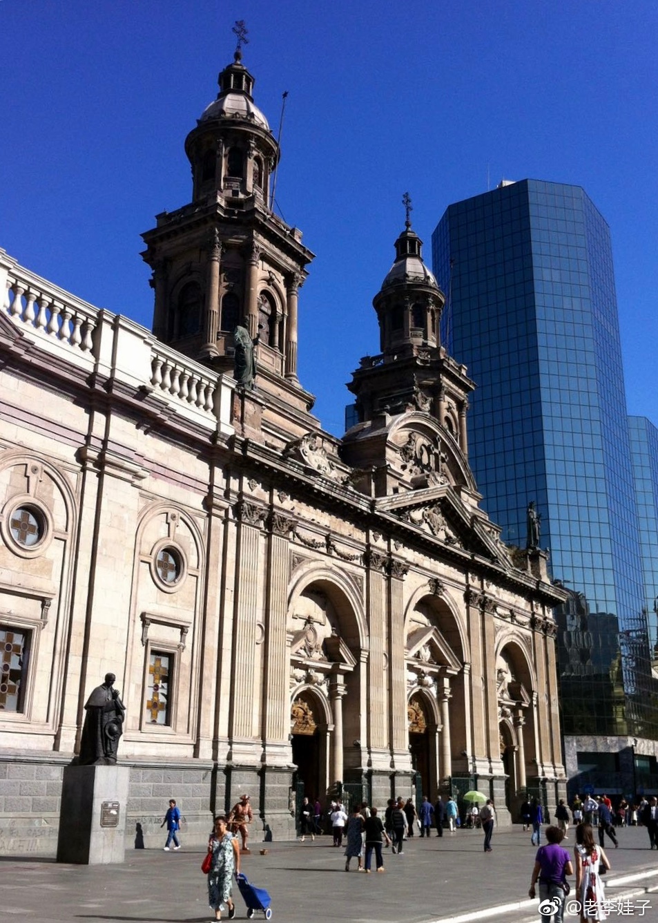 智利这个人口不到二千万的南美国家,无论哪方