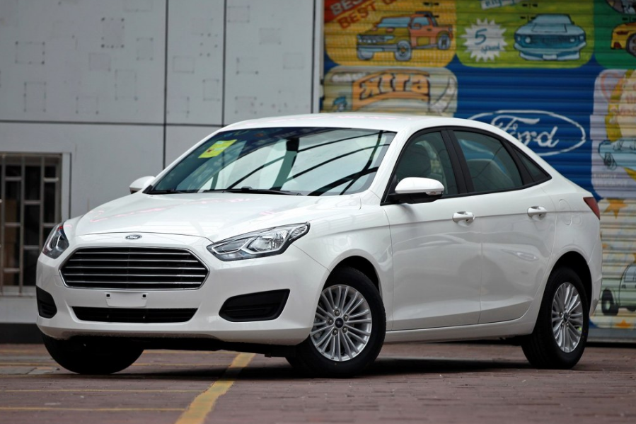 大学毕业初入职场，10万实用合资车型让你先人一步