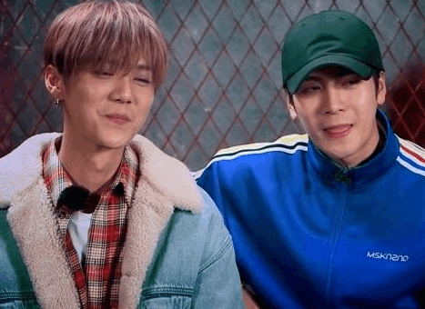 鹿晗《跑男》颜值又下降, 照片太辣眼, 网友: 是