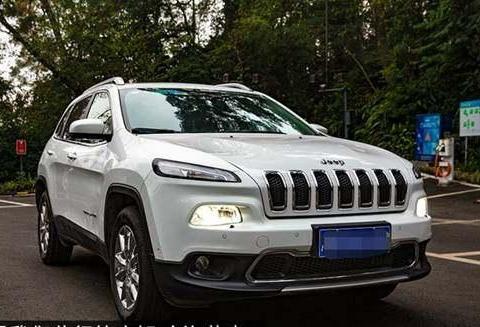 这车比汉兰达霸气！降5万配2.0L+9AT，不足16万