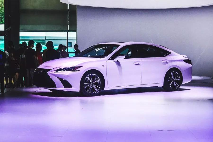 雷克萨斯全新ES这么火，挖点你不知道的独家猛料！