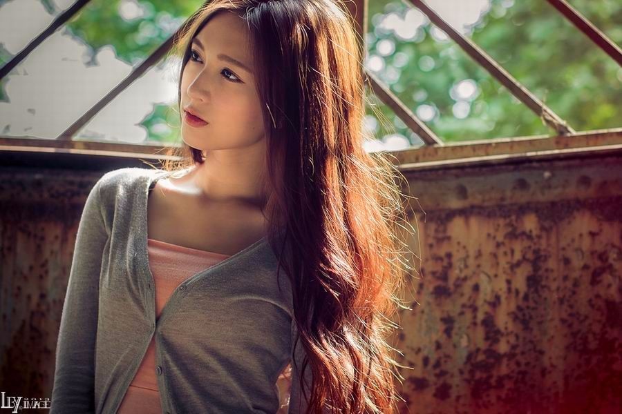 美女美图:清纯长腿美女户外性感自拍图集(图6) 美女美图:清纯长腿美女户外性感自拍图集(图6)