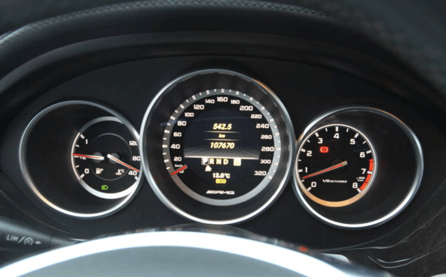 表底320KM/h, 百公里4.4秒, 还带空气悬挂, 现售63万