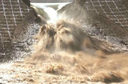 印度花40亿建大坝,其专家称比三峡还难!结果开