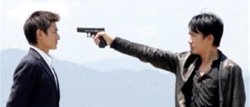 刘德华 梁朝伟 警匪终极对决--《无间道》