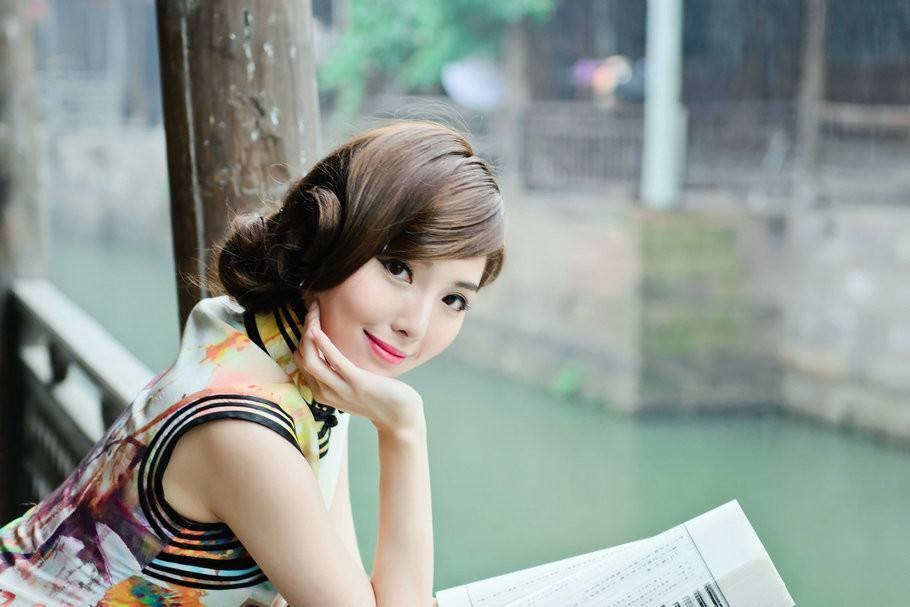 旗袍美女!可怜无定河边骨,犹是春闺梦里人!