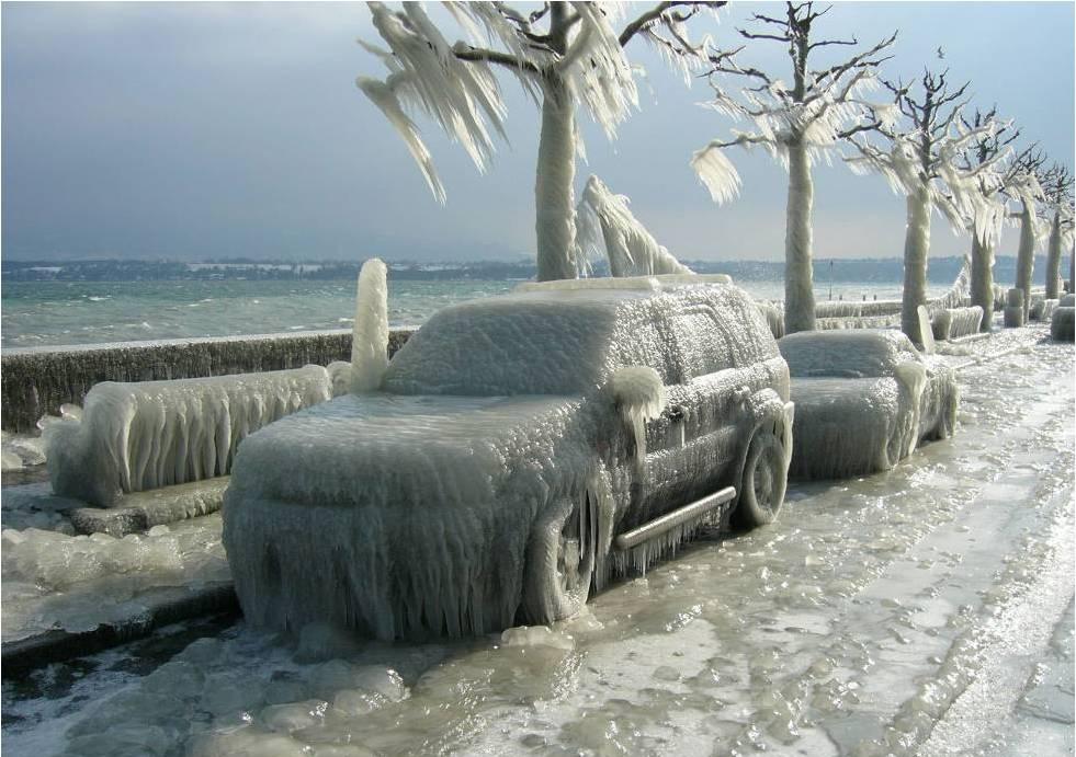 2008年春节大雪灾, 导致半个中国交通瘫痪, 还有多少人记得?