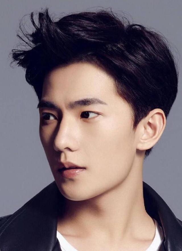 被白百何墙咚被柳岩张天爱扑倒 杨洋戏演的太