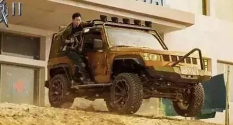 由北汽越野组成的“钢铁洪流”又添新成员 北京BJ40 Plus上市