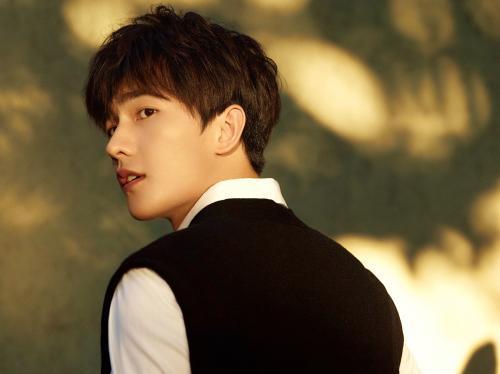 被白百何墙咚被柳岩张天爱扑倒 杨洋戏演的太