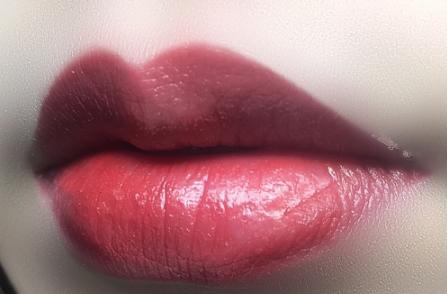 雅诗兰黛倾慕口红130slow burn枫叶红 试色