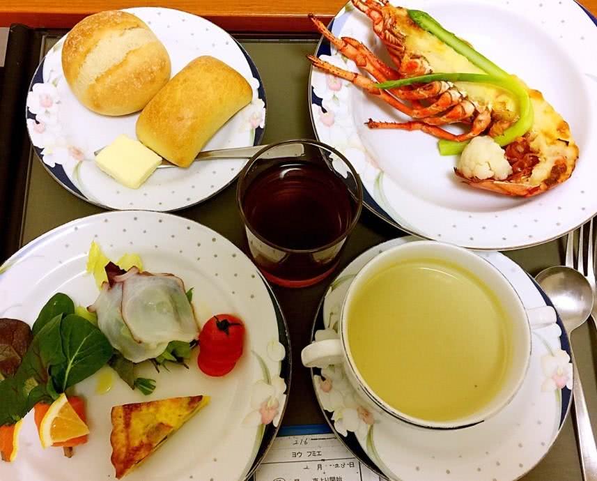 别看日本女人生完孩子吃得这么好,在日本生孩