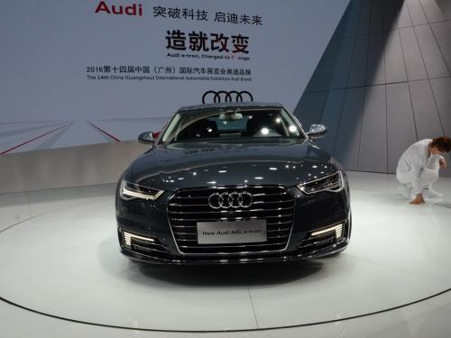 想知道“30-50万中大型三厢车“近期资讯盘点，你想要的这里都有