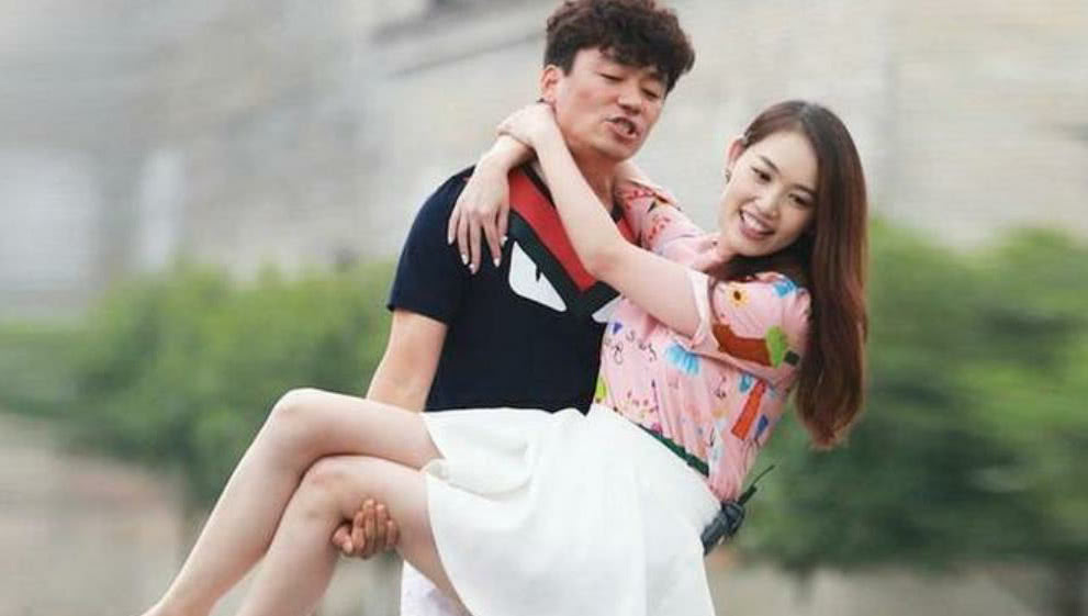 王宝强与新女友疑似婚期将至,马蓉承认爱错了人,网友:后悔了?