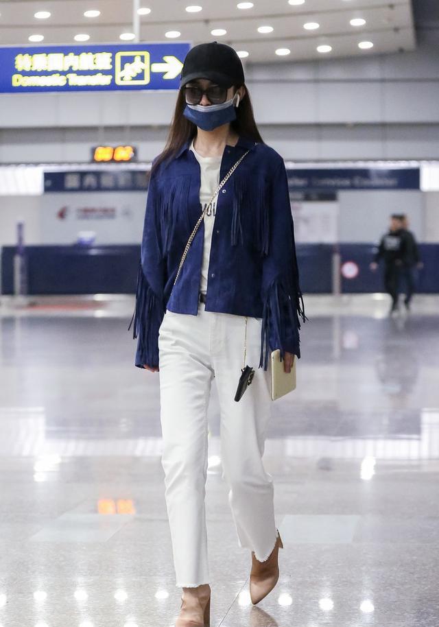 赵丽颖的牛仔服装是这样穿搭的,美出时尚新篇章!