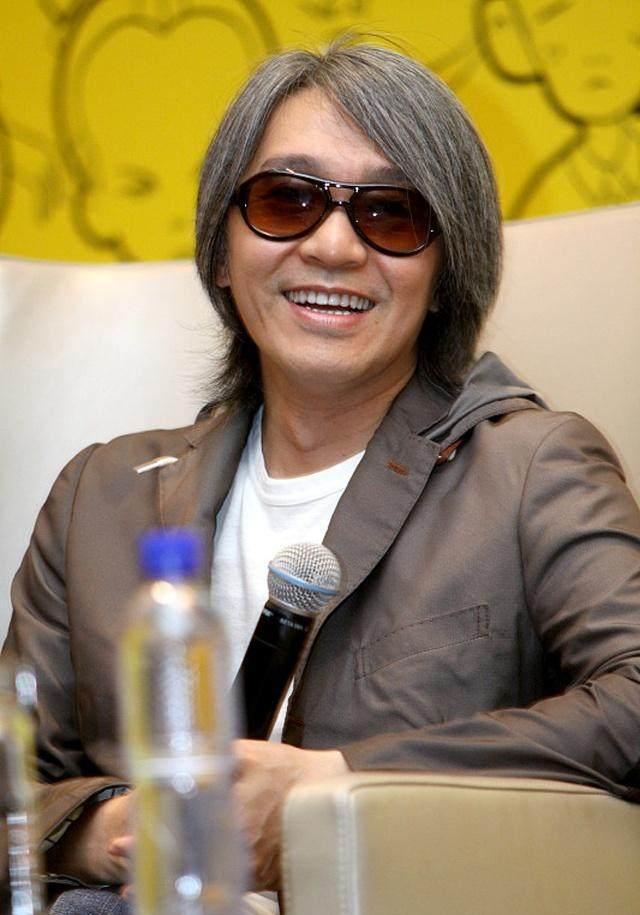 周星驰七年赚三亿,到手只有70万,有人说他傻,他